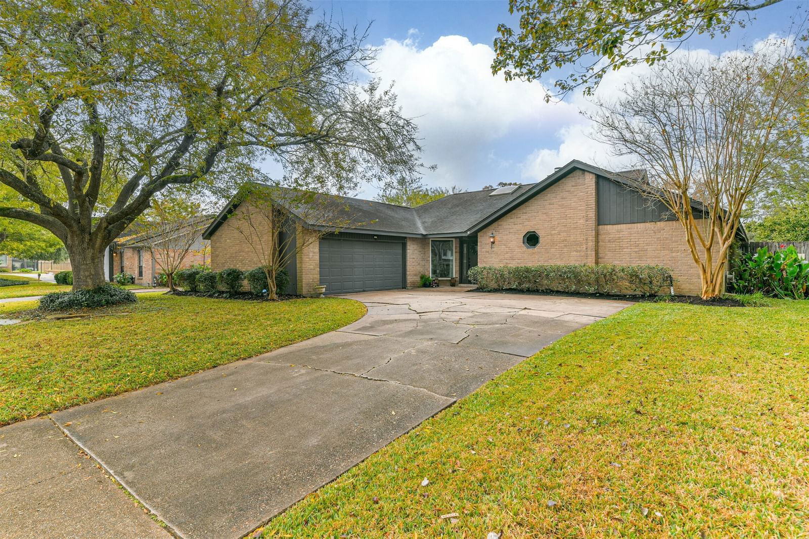 Real estate property located at 15022 Pleasant Valley, Harris, Oakbrook West Sec 04, Houston, TX, US