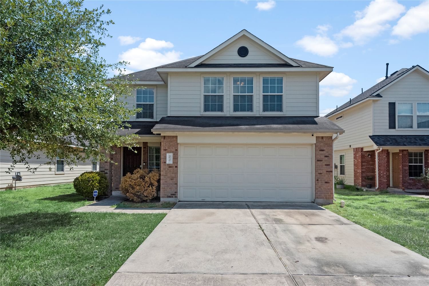 Real estate property located at 8646 Chaletford, Harris, Houston, TX, US