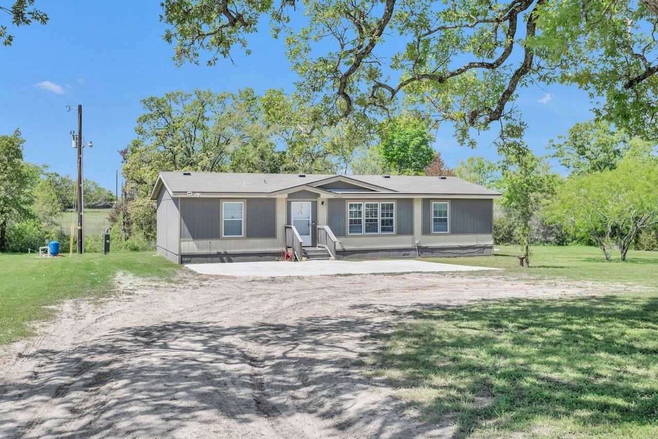 Real estate property located at 25393 Highway 90, Grimes, Highway 90 Est, Bedias, TX, US