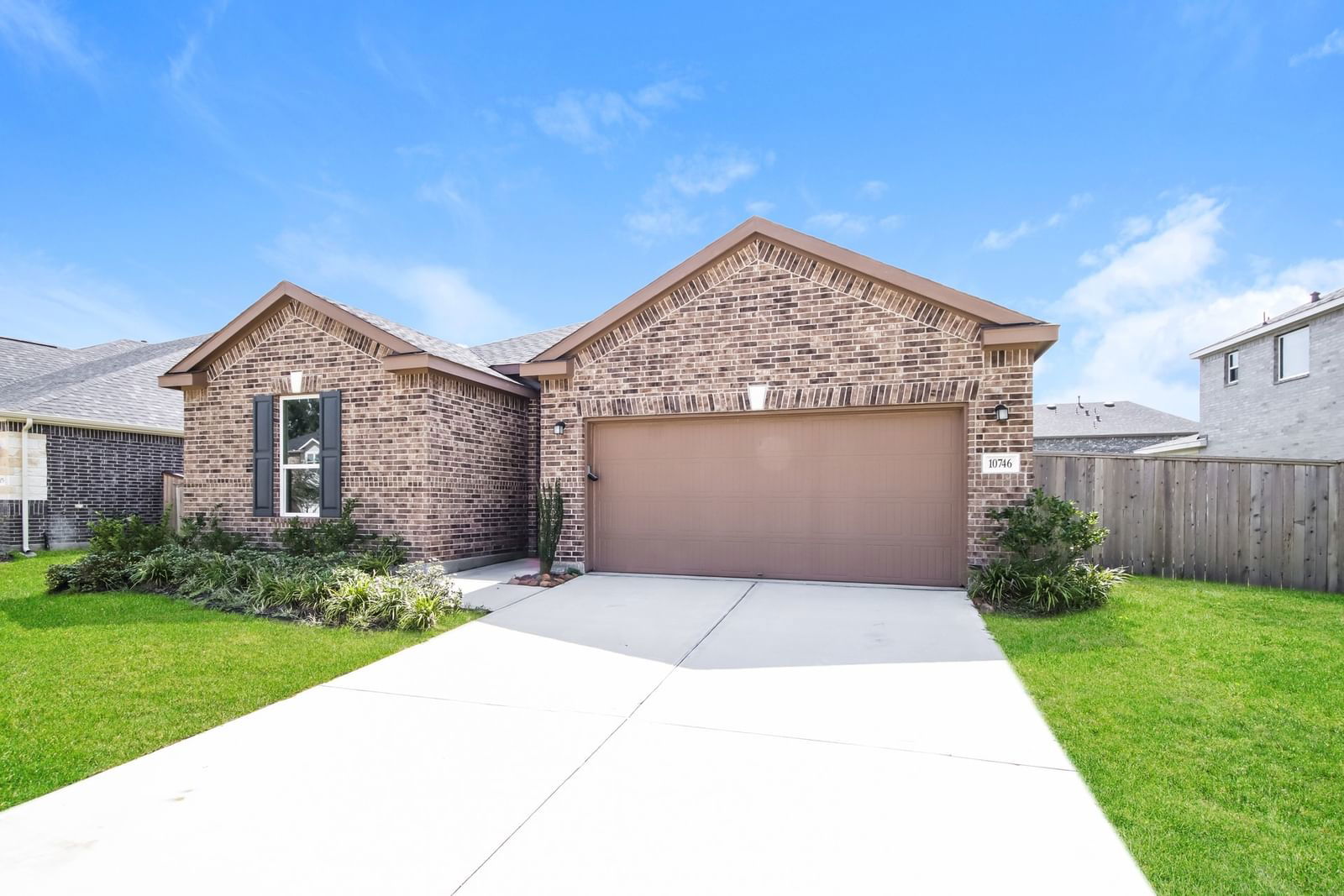 Real estate property located at 10746 Soaring Legend, Harris, Villages/Tour 18 Sec 3, Humble, TX, US