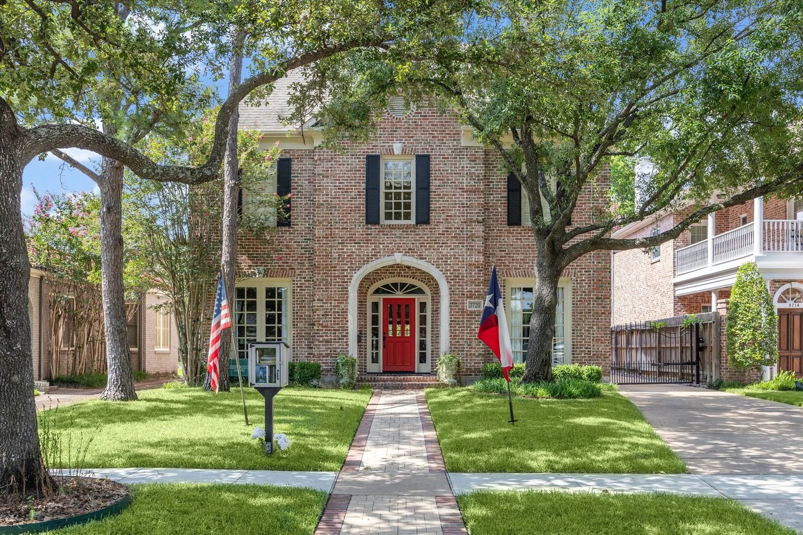 Real estate property located at 3720 Carlon, Harris, Southside Place, Southside Place, TX, US