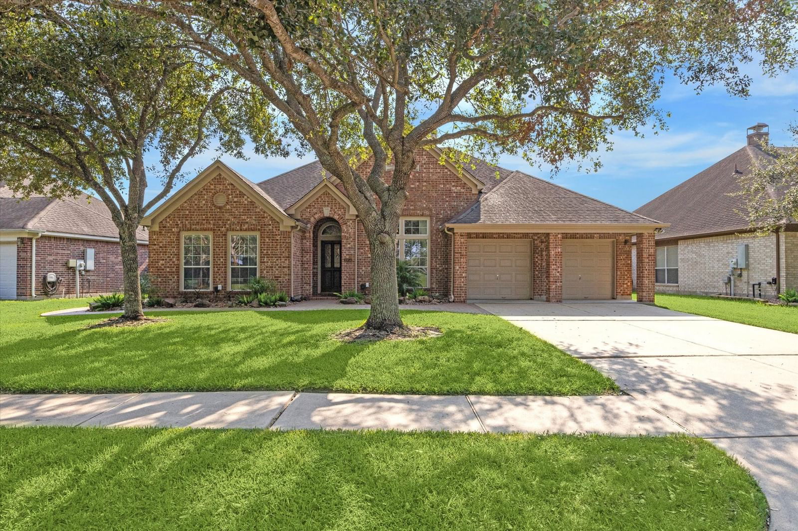 Real estate property located at 1856 Bent Creek, Galveston, Brittany Lakes, League City, TX, US