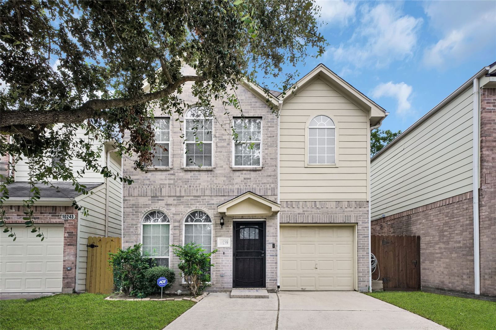 Real estate property located at 10239 Palm Lake, Harris, Park At Fuqua, Houston, TX, US