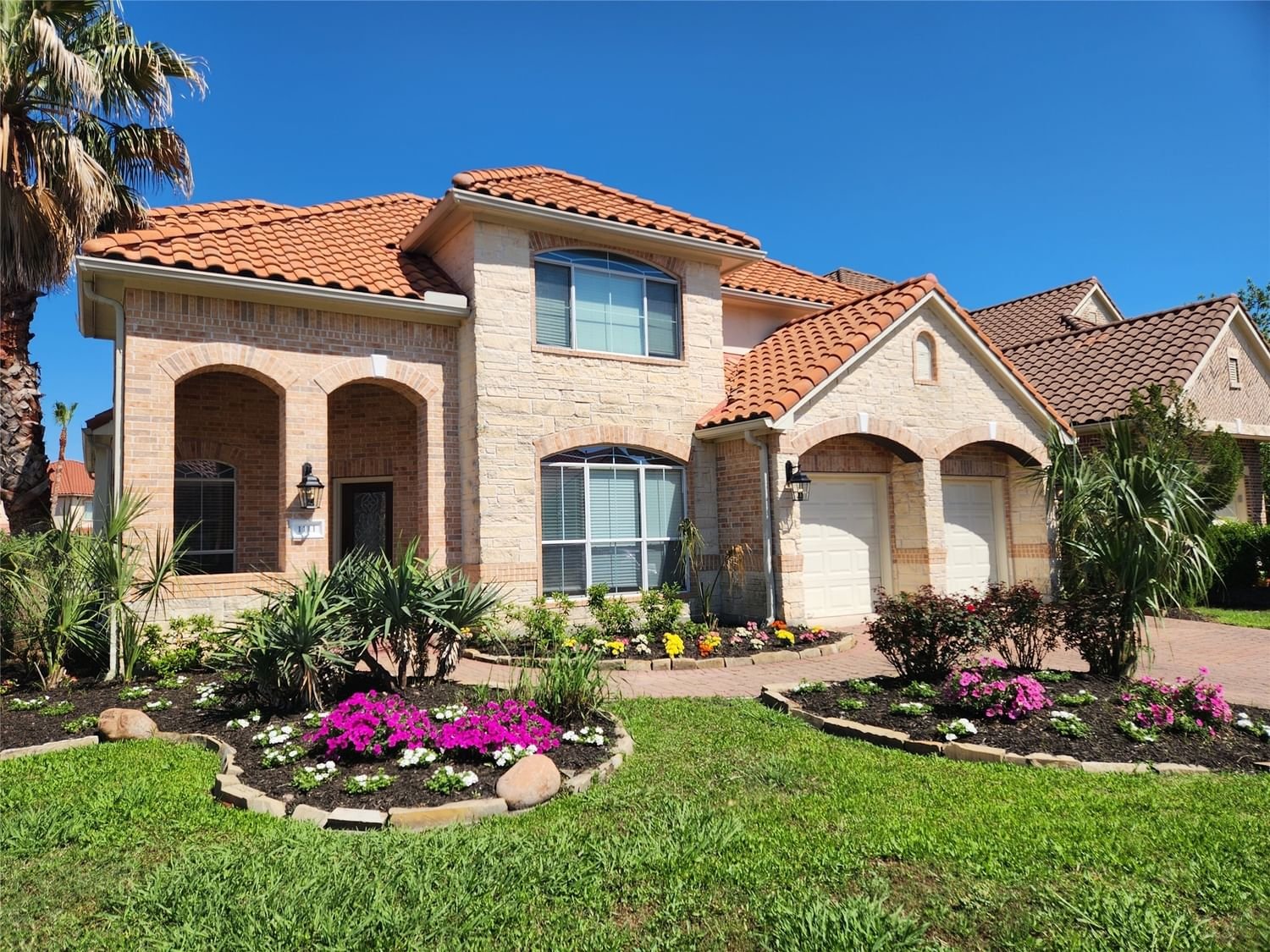 Real estate property located at 1111 Villa Bergamo, Harris, Windsor Park Lakes, Houston, TX, US