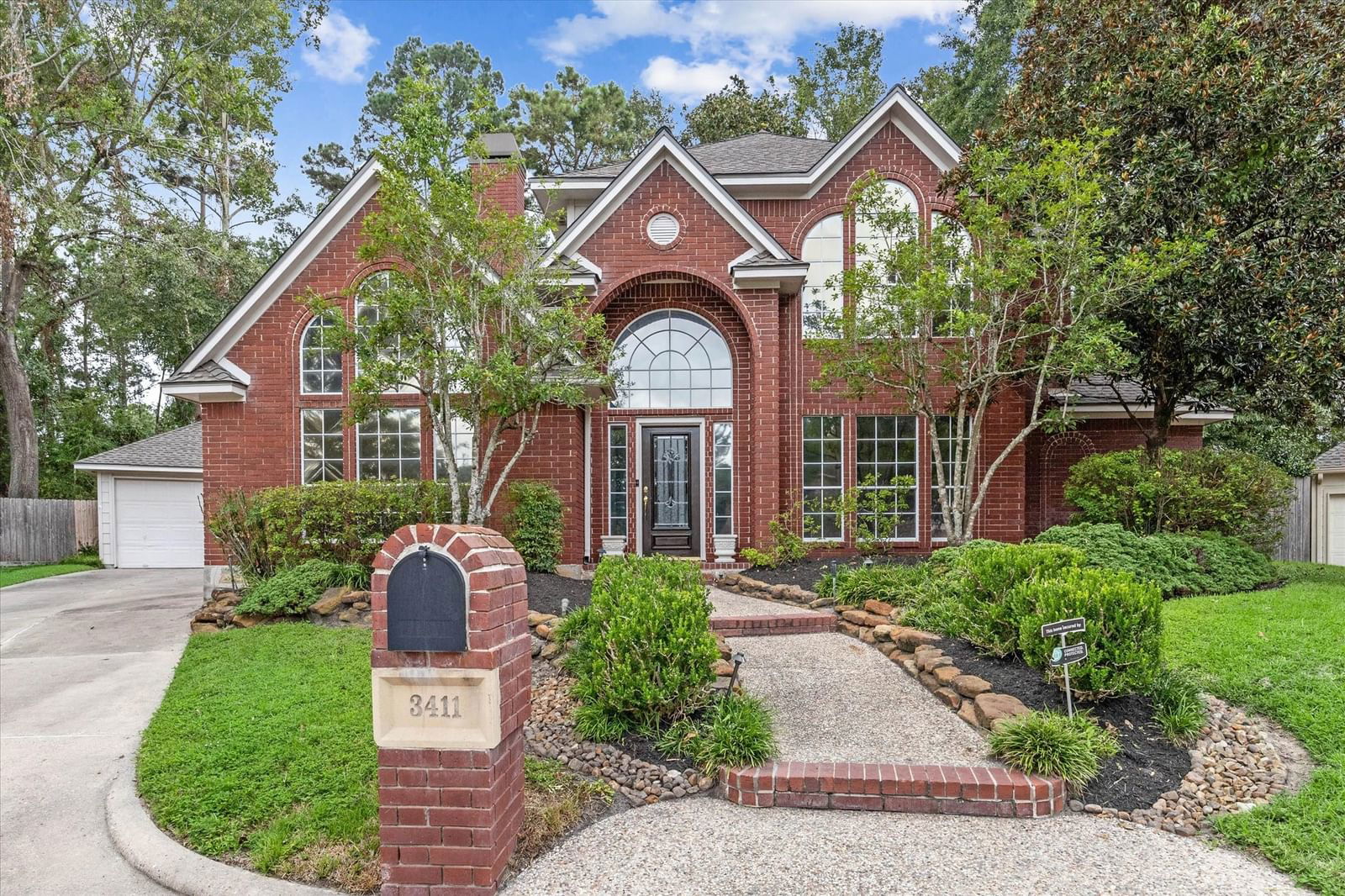 Real estate property located at 3411 Deerland, Harris, Greentree Village, Kingwood, TX, US