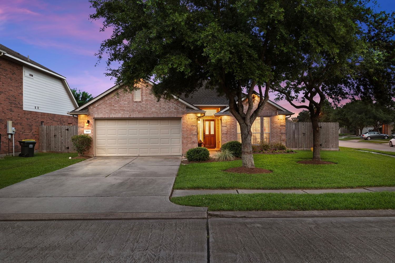 Real estate property located at 1819 High Falls, Brazoria, The Lakes At Highland Glen, Pearland, TX, US