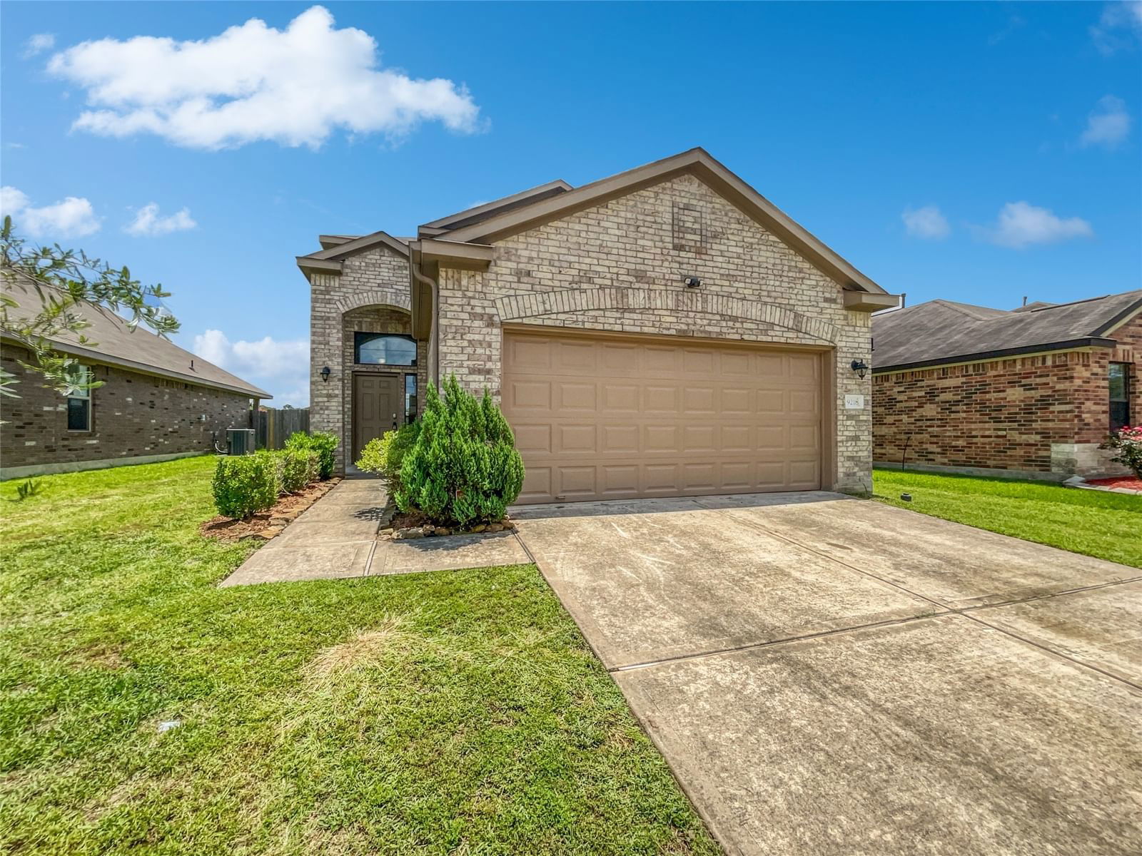 Real estate property located at 9218 Saint Laurent, Harris, Tidwell Lakes Sec 2, Houston, TX, US