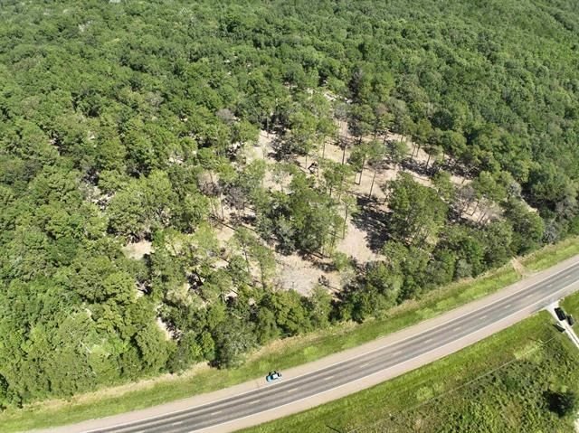 Real estate property located at 000 Hwy 105, Hardin, W W Young Abst, Sour Lake, TX, US