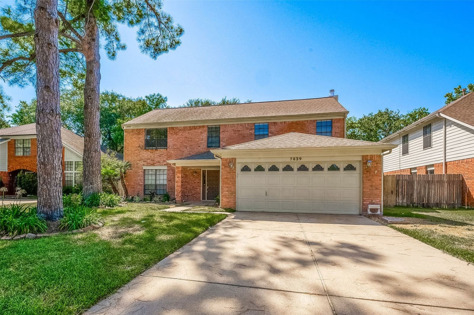 Real estate property located at 7839 Sunny Ridge, Harris, Copperfield Southcreek Village, Houston, TX, US