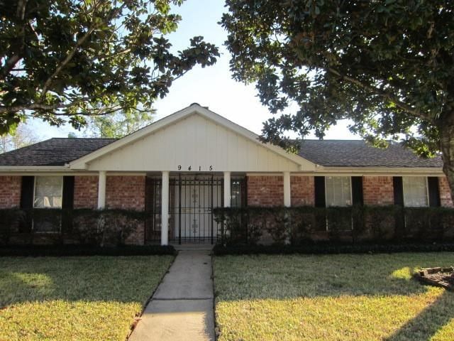 Real estate property located at 9415 Roos, Harris, Sharpstown Country Club Terrac, Houston, TX, US