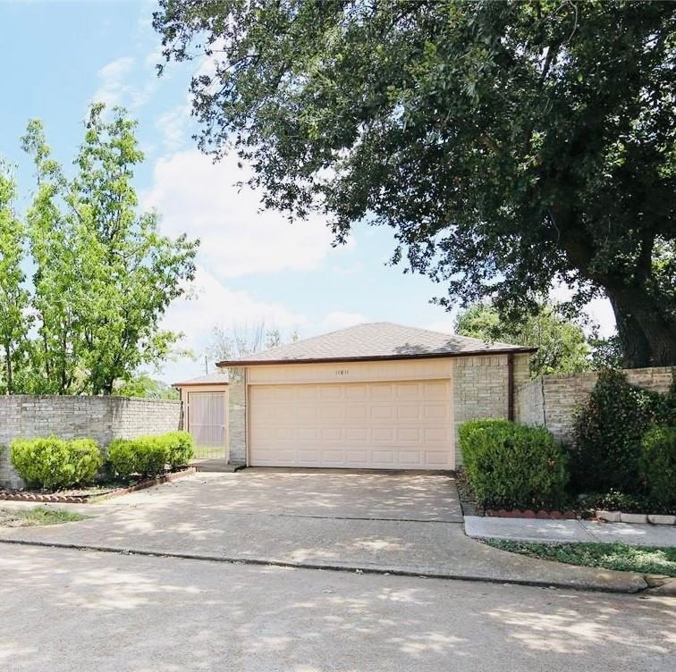 Real estate property located at 11842 Youngwood, Harris, Spring Meadows Sec 01, Houston, TX, US