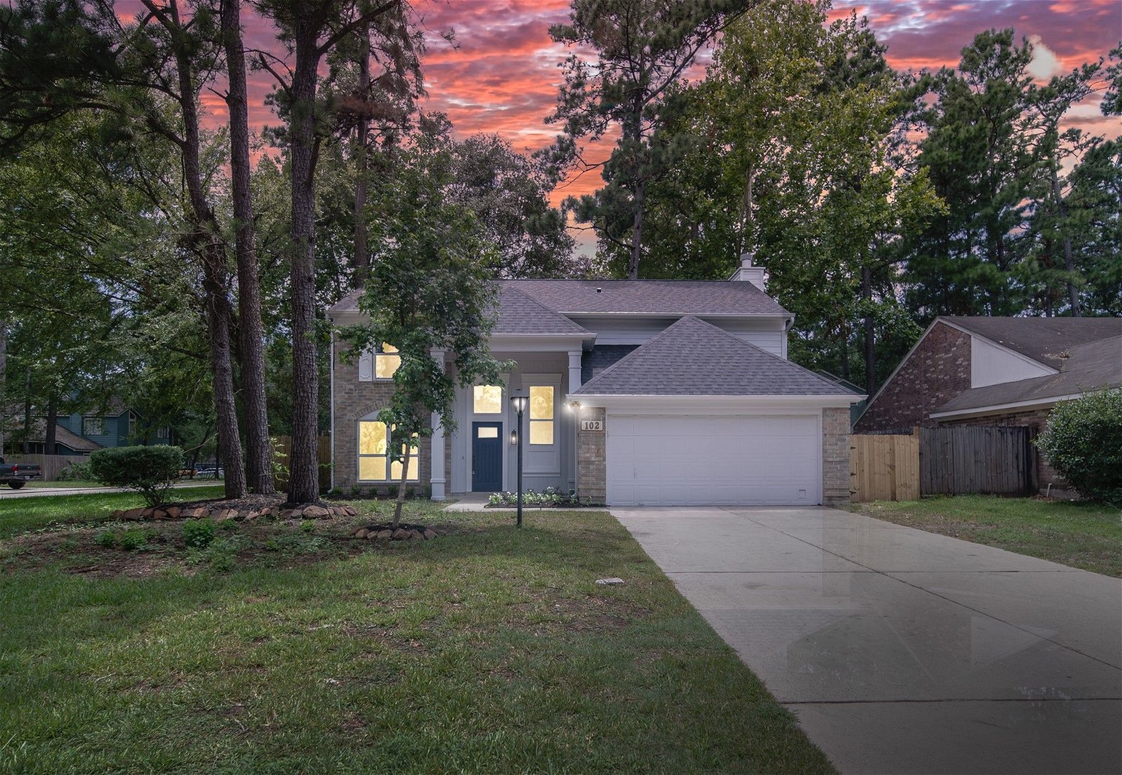 Real estate property located at 102 Rockridge, Montgomery, The Woodlands, TX, US