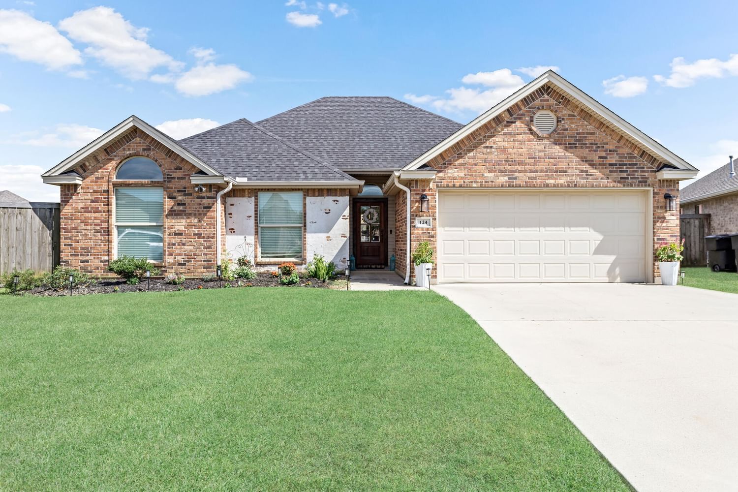 Real estate property located at 124 Crown Ridge, Jefferson, Sterling Ridge Ph I, Nederland, TX, US