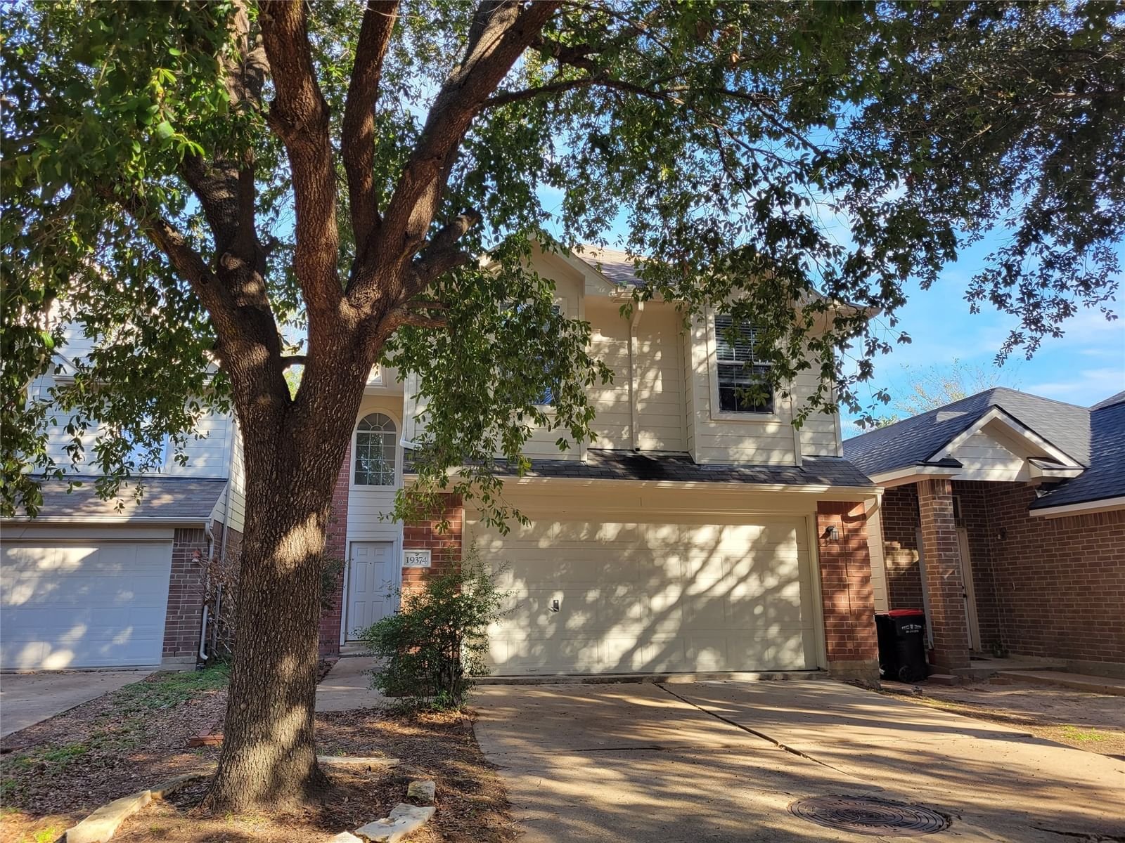 Real estate property located at 19374 Strathmore Place, Harris, Strathmore Park, Katy, TX, US