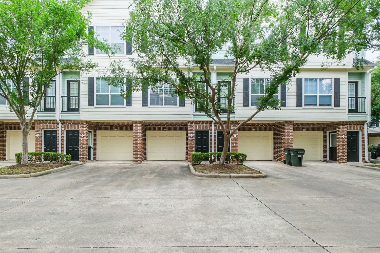 Real estate property located at 9200 Westheimer #1210, Harris, Piney Point Place Condo, Houston, TX, US