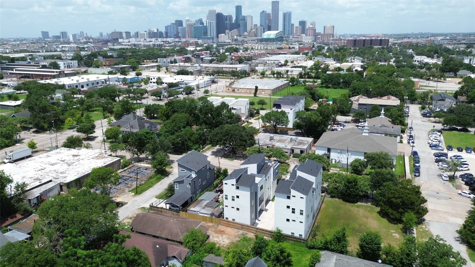 Real estate property located at 3515 Saltus, Harris, Merkels Sec 01, Houston, TX, US