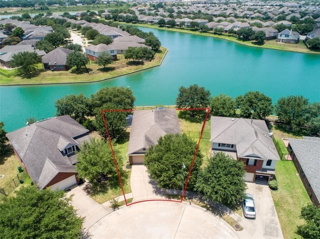 Real estate property located at 26146 Travis Brook, Fort Bend, Canyon Village At Westheimer Lakes, Richmond, TX, US
