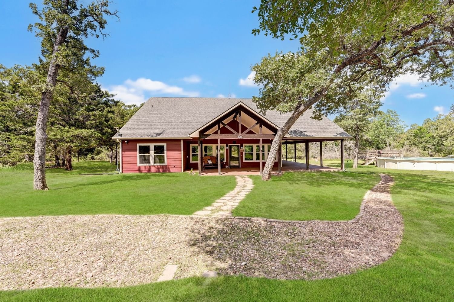 Real estate property located at 319 Live Oak, Burleson, Deer Forest, Somerville, TX, US
