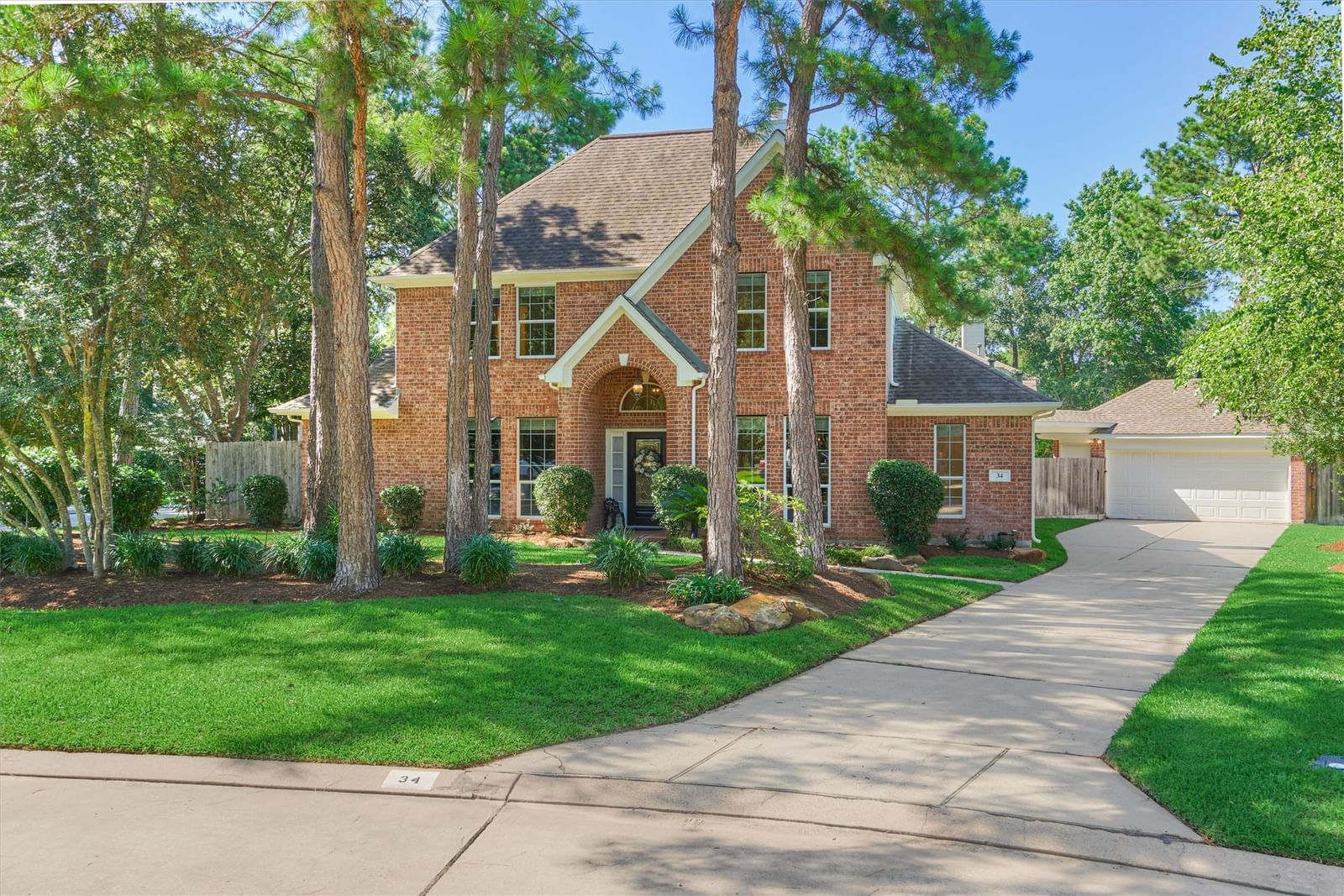 Real estate property located at 34 Greenvine, Montgomery, The Woodlands Alden Bridge, The Woodlands, TX, US