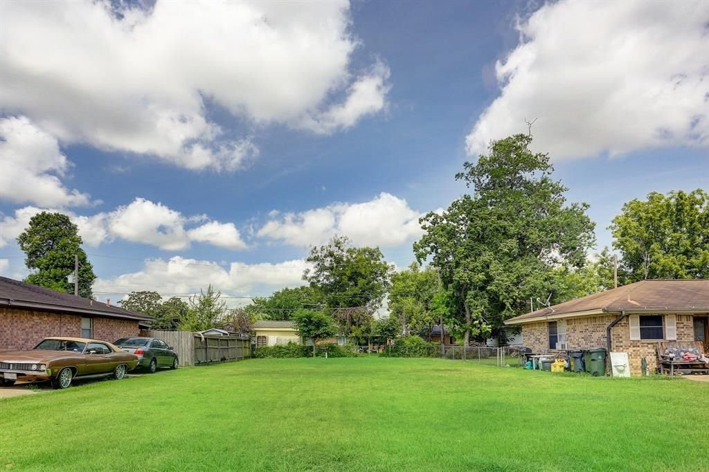 Real estate property located at 519 Ash, Fort Bend, Mayfield Park Sec 2, Sugar Land, TX, US