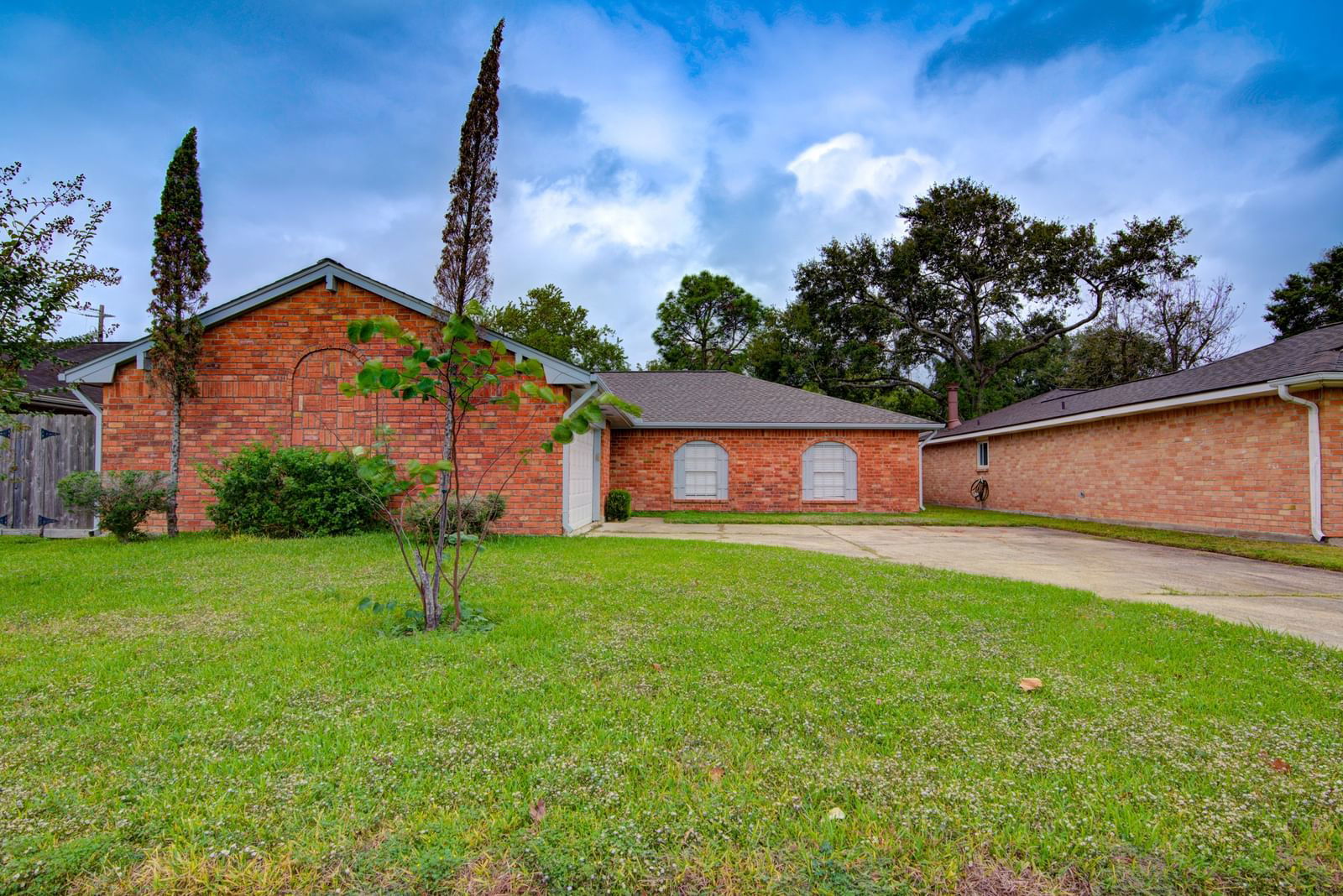 Real estate property located at 10007 Rustic Gate, Harris, Fairmont Park West Sec 03, La Porte, TX, US