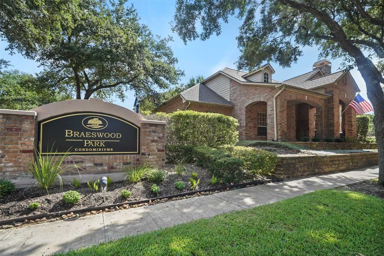 Real estate property located at 2255 Braeswood Park #319, Harris, Houston, TX, US