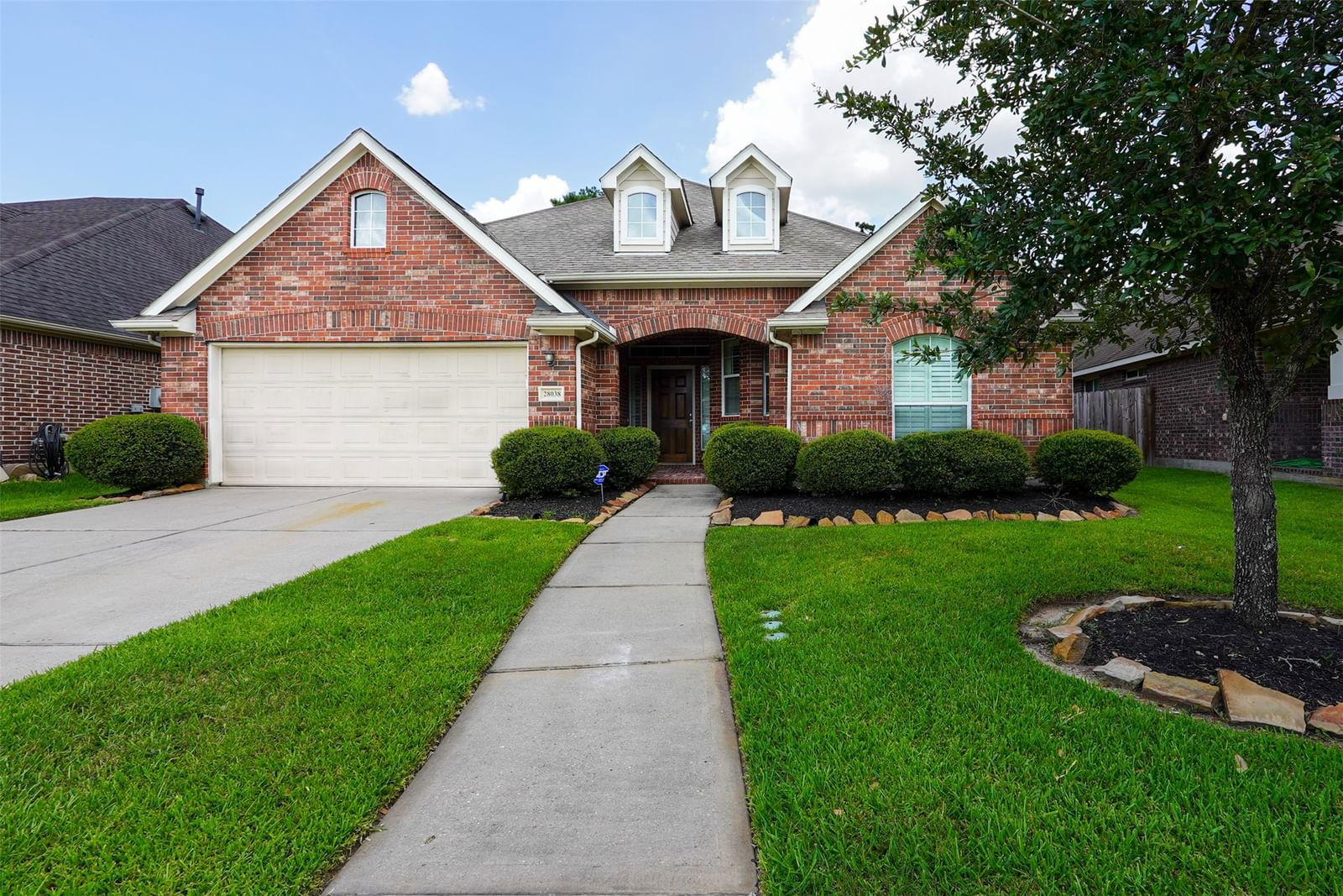 Real estate property located at 28038 Emma Gardens, Montgomery, Spring Trails 08, Spring, TX, US
