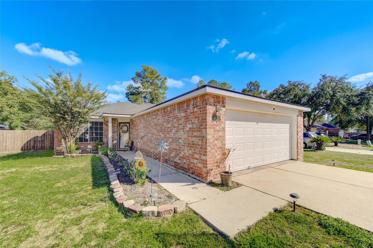 Real estate property located at 16369 Hidden River, Montgomery, Summerset Estates 01, Conroe, TX, US