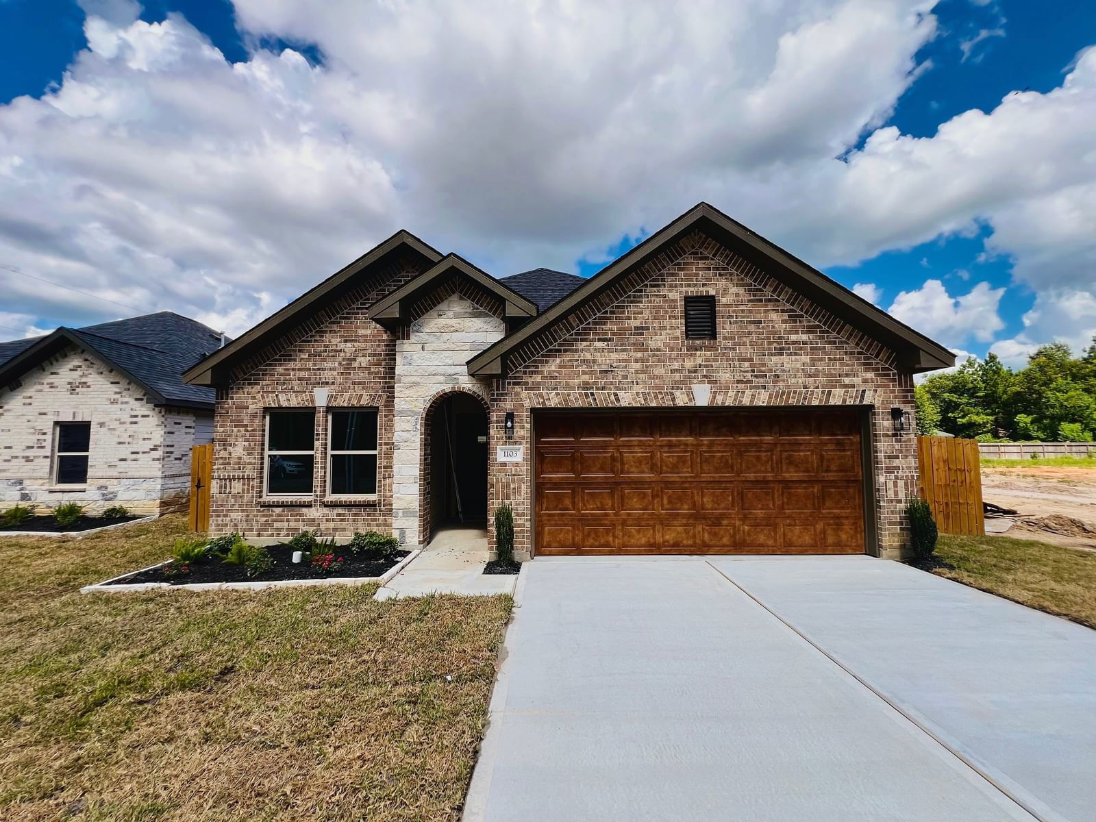 Real estate property located at 1103 Lyle W, Liberty, Glen Park-Clev, Cleveland, TX, US