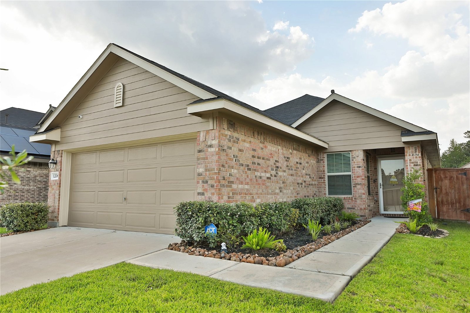 Real estate property located at 1206 Blue Hazel, Montgomery, Pinehurst, TX, US