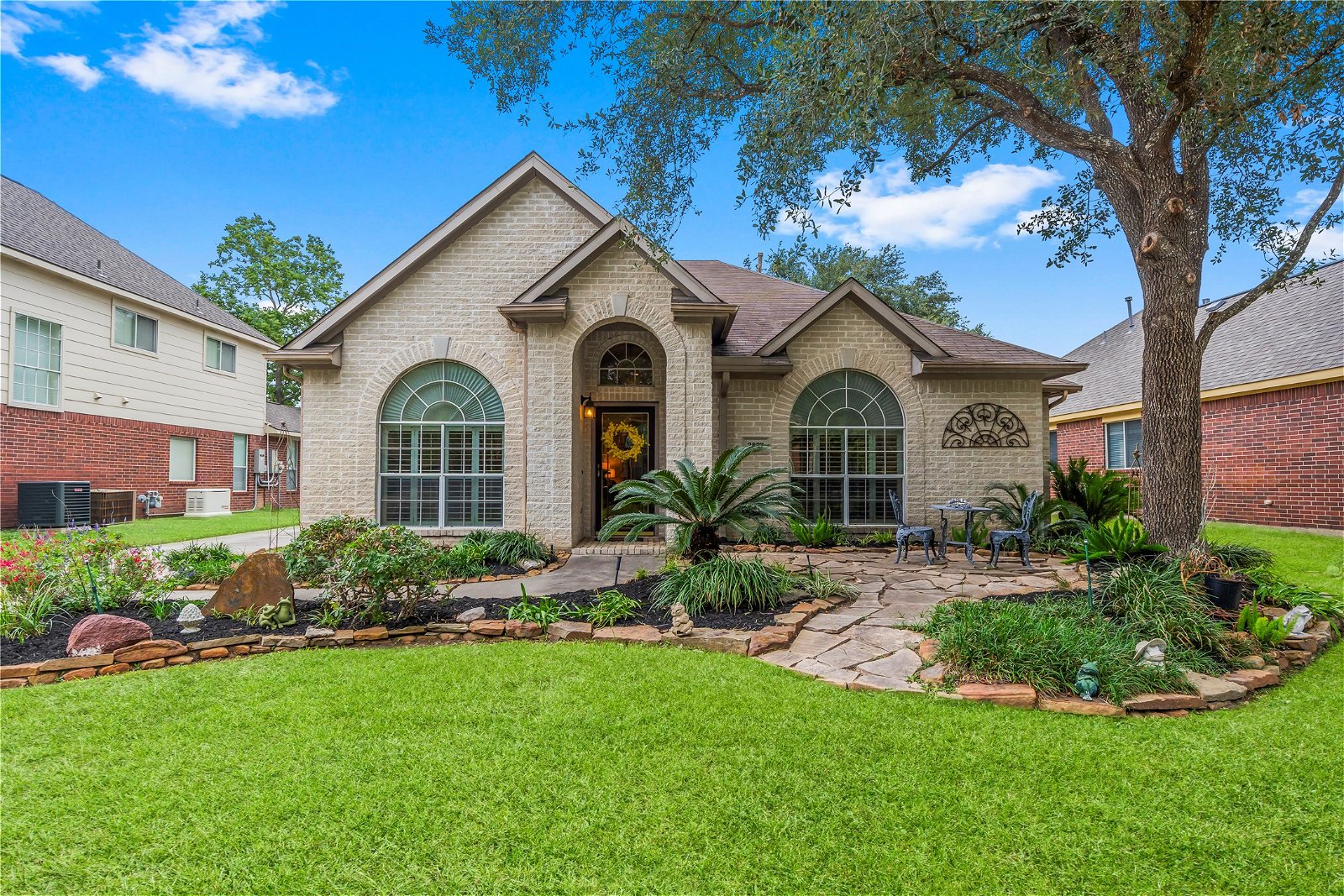 Real estate property located at 2627 Honeysuckle Walk, Harris, Spring, TX, US