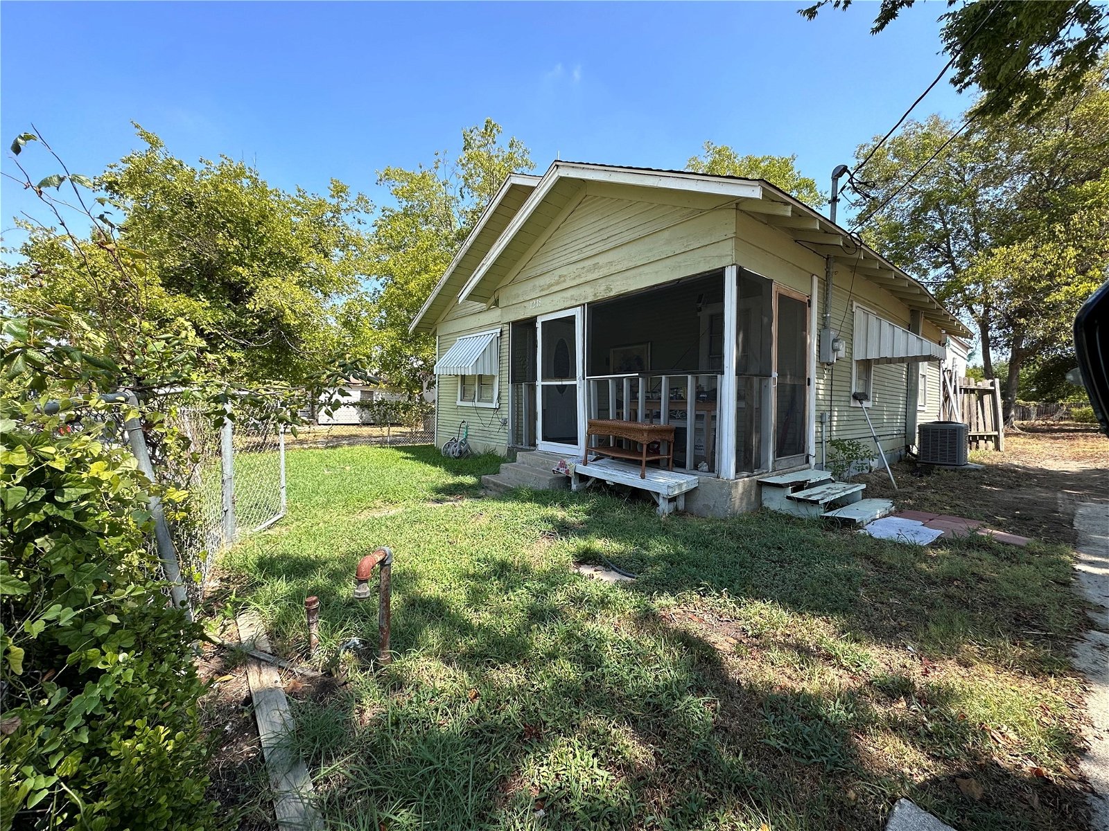 Real estate property located at 1218 Martin Luther King Jr, Brazos, WEST SIDE, Bryan, TX, US