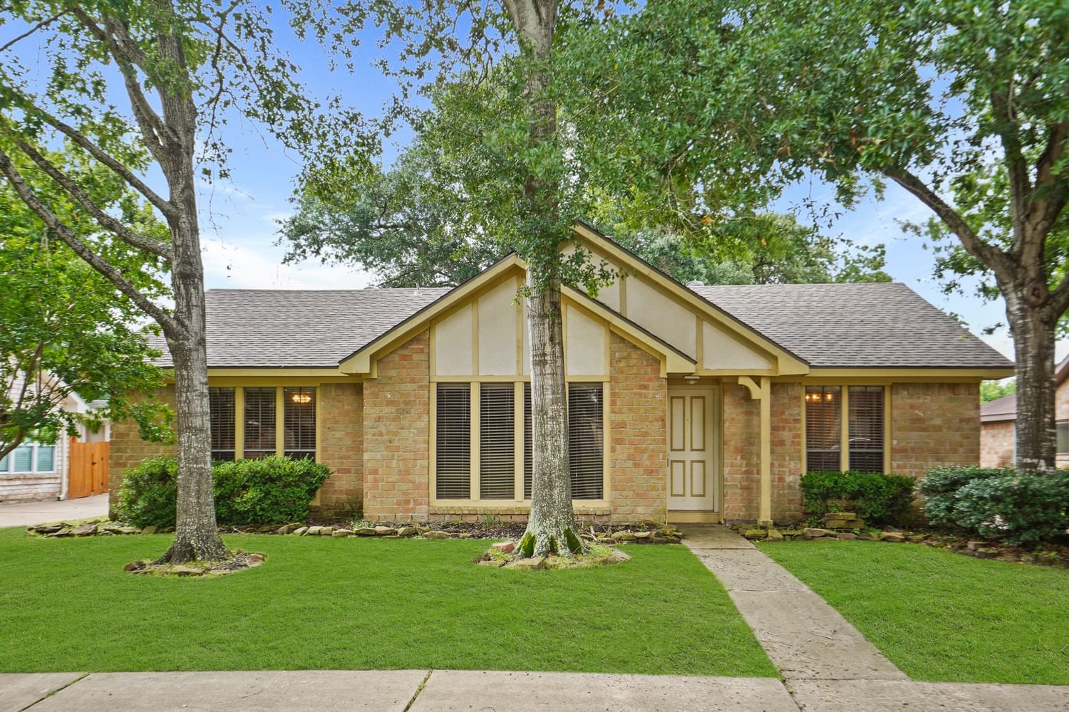 Real estate property located at 21423 Park York, Harris, Memorial Pkwy Sec 5, Katy, TX, US