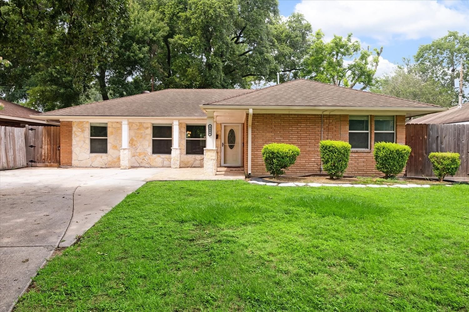 Real estate property located at 4606 De Lange, Harris, Oak Forest, Houston, TX, US
