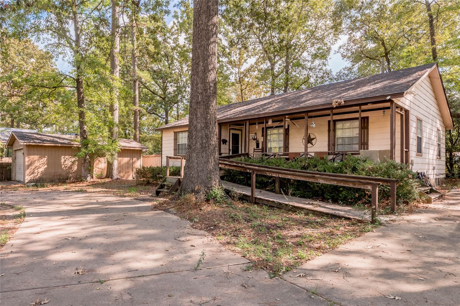Real estate property located at 748 Fm 356, Polk, Onalaska, TX, US