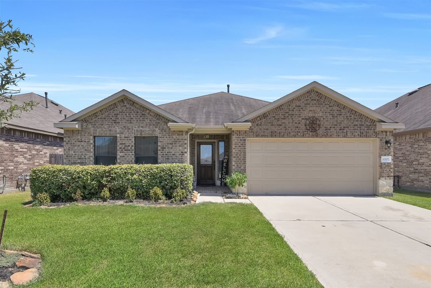 Real estate property located at 10107 Red Tamarack, Harris, Tomball, TX, US