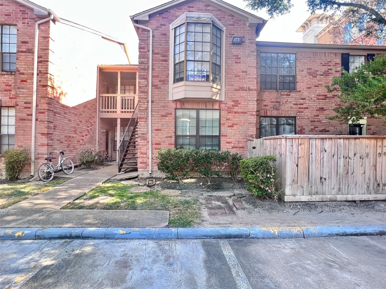 Real estate property located at 2255 Braeswood Park #272, Harris, Houston, TX, US