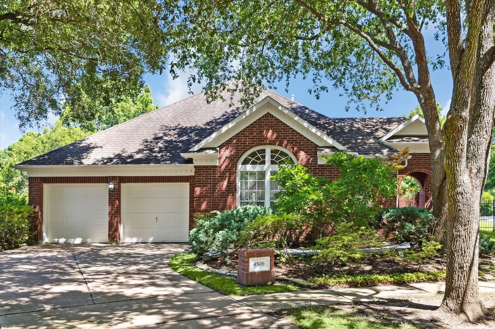 Real estate property located at 4506 Crescent Lakes, Fort Bend, Crescent Lakes Sec 1, Sugar Land, TX, US