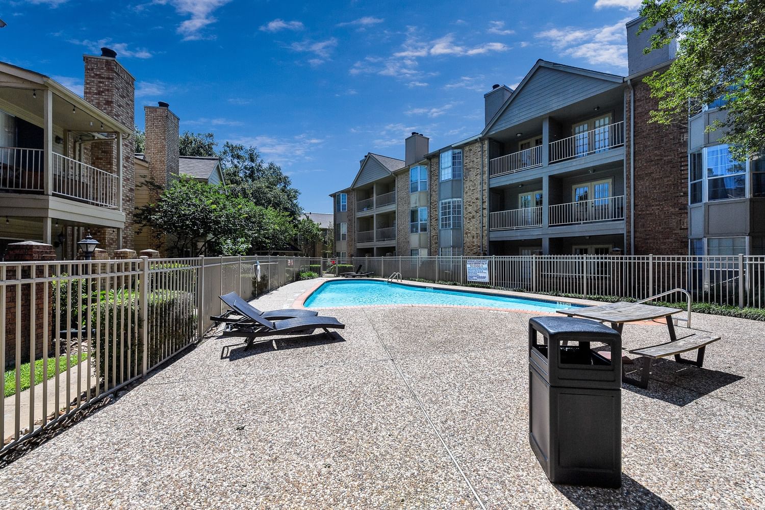 Real estate property located at 11201 Lynbrook #3502, Harris, Lynbrook Manor Condo Ph 03, Houston, TX, US