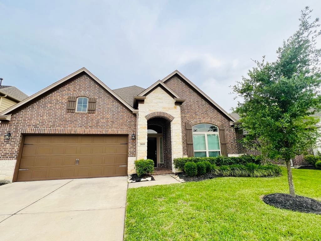 Real estate property located at 18839 Aspen Heights, Harris, Villages/Cypress Lakes Sec 33, Cypress, TX, US