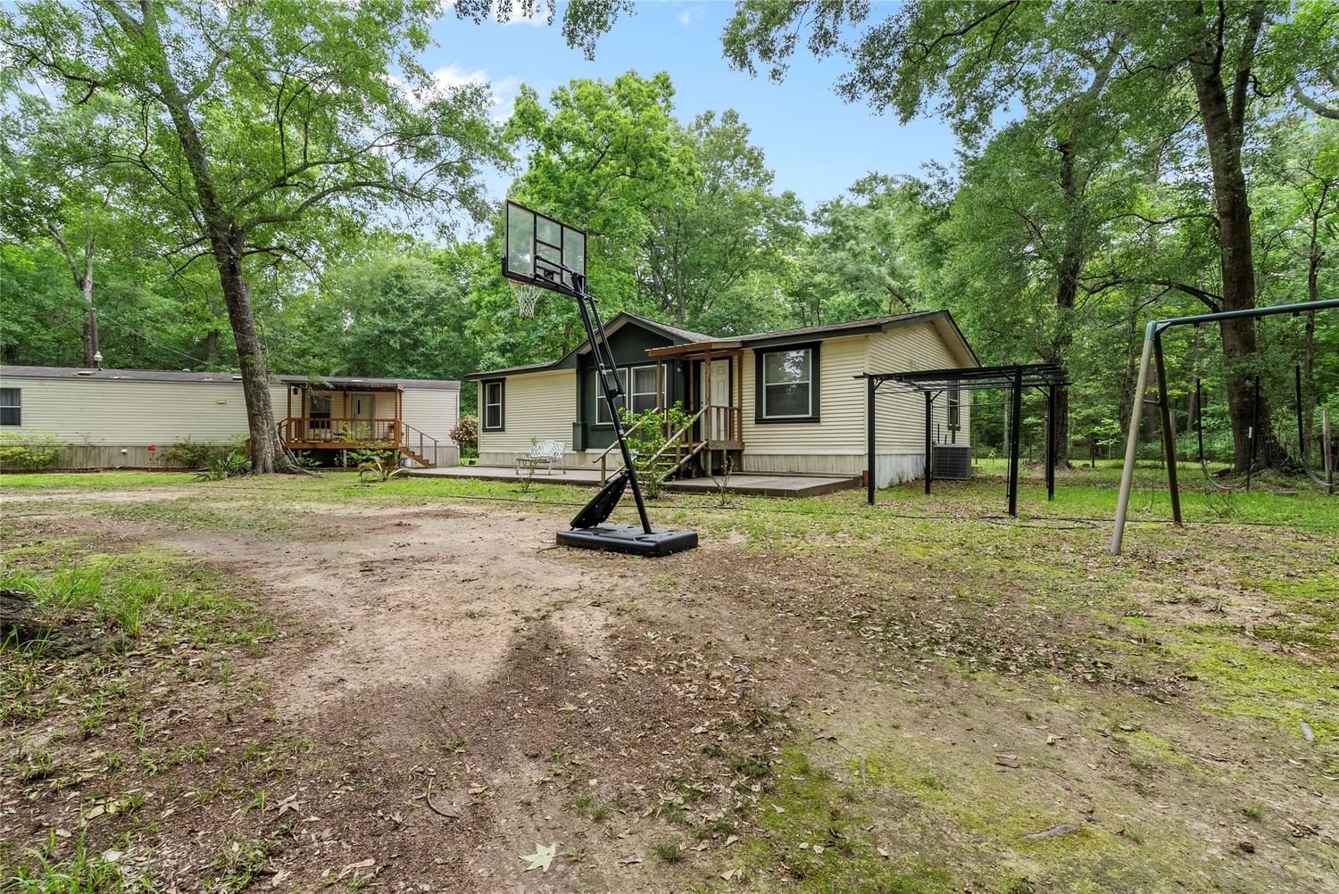 Real estate property located at 111 County Road 3379, Liberty, Macdonald, Cleveland, TX, US