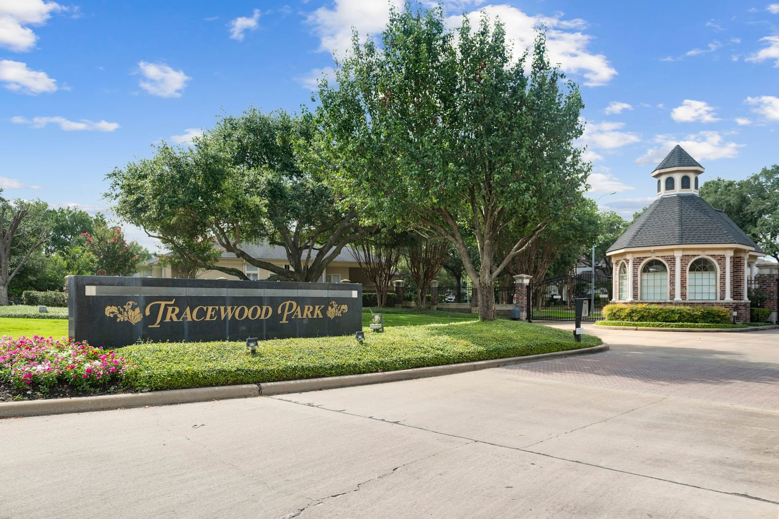 Real estate property located at 13614 Tracewood Bend, Harris, Parkway Villages, Houston, TX, US