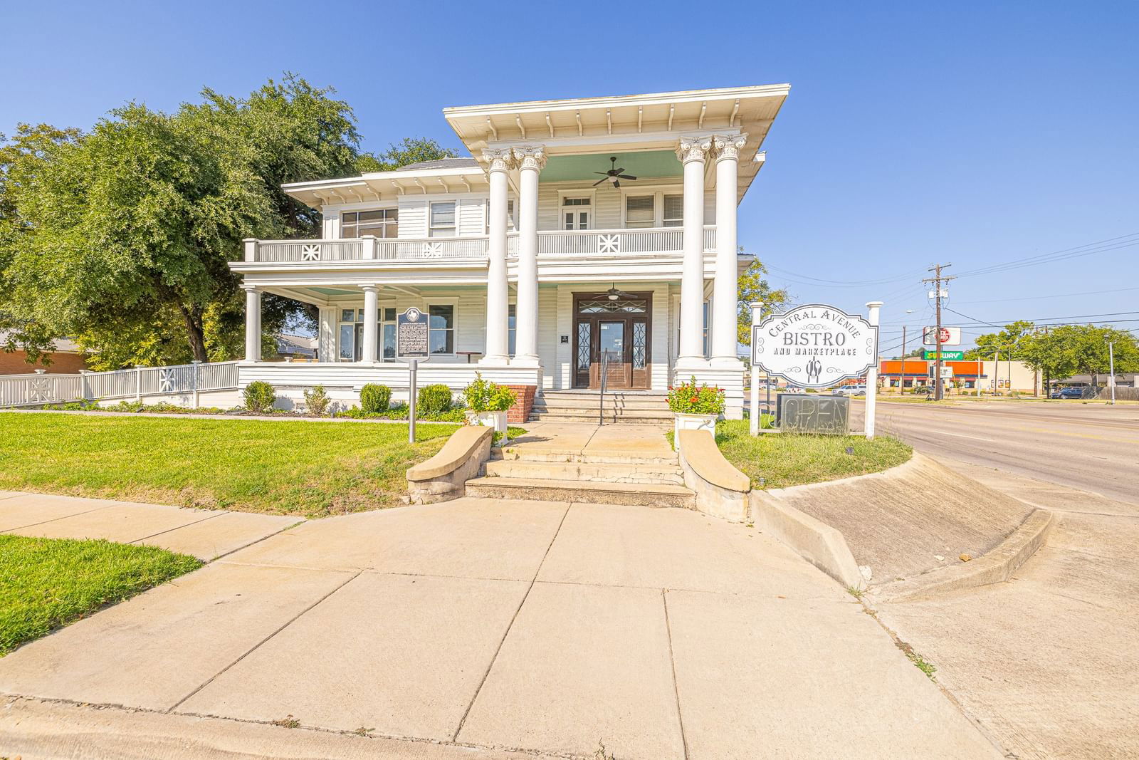 Real estate property located at 312 Central, Milam, Green I, Cameron, TX, US