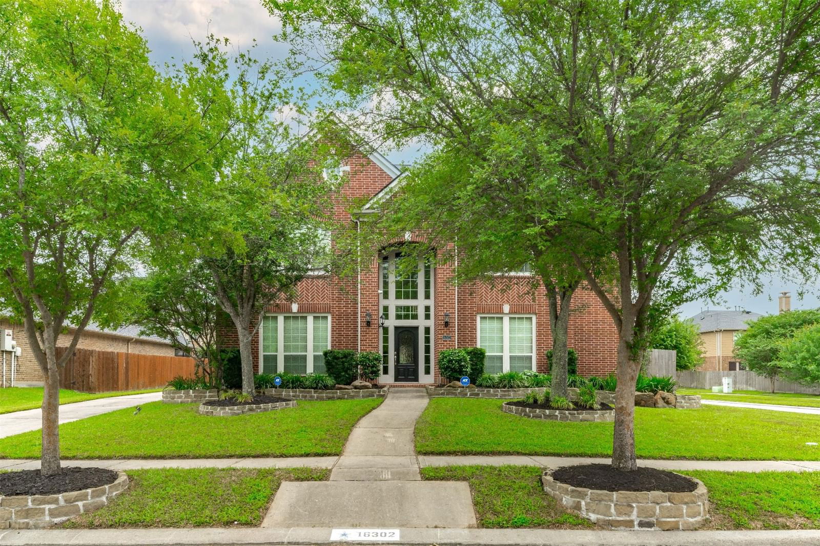 Real estate property located at 16302 Breakwater Path, Harris, Lakeshore Sec 09, Houston, TX, US