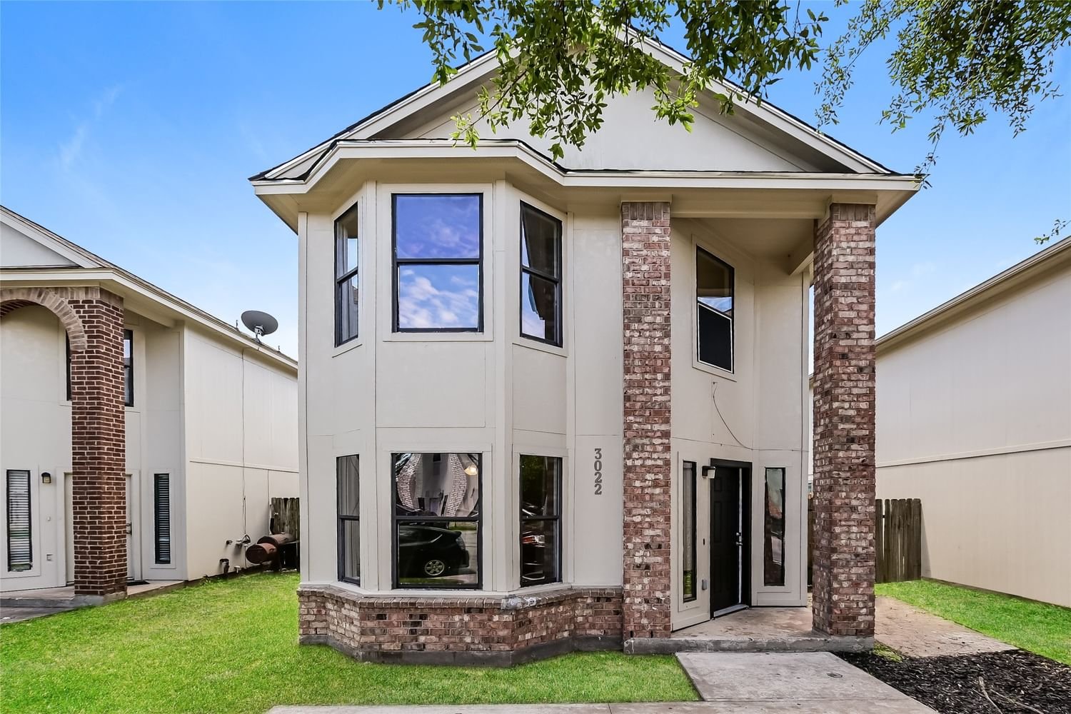 Real estate property located at 3022 La Estancia, Harris, La Estancia Rep 01, Houston, TX, US