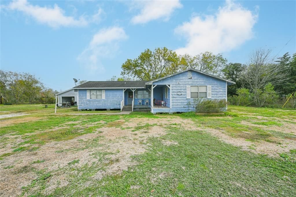 Real estate property located at 2143 County Road 160, Brazoria, L C Dunbaugh, Alvin, TX, US