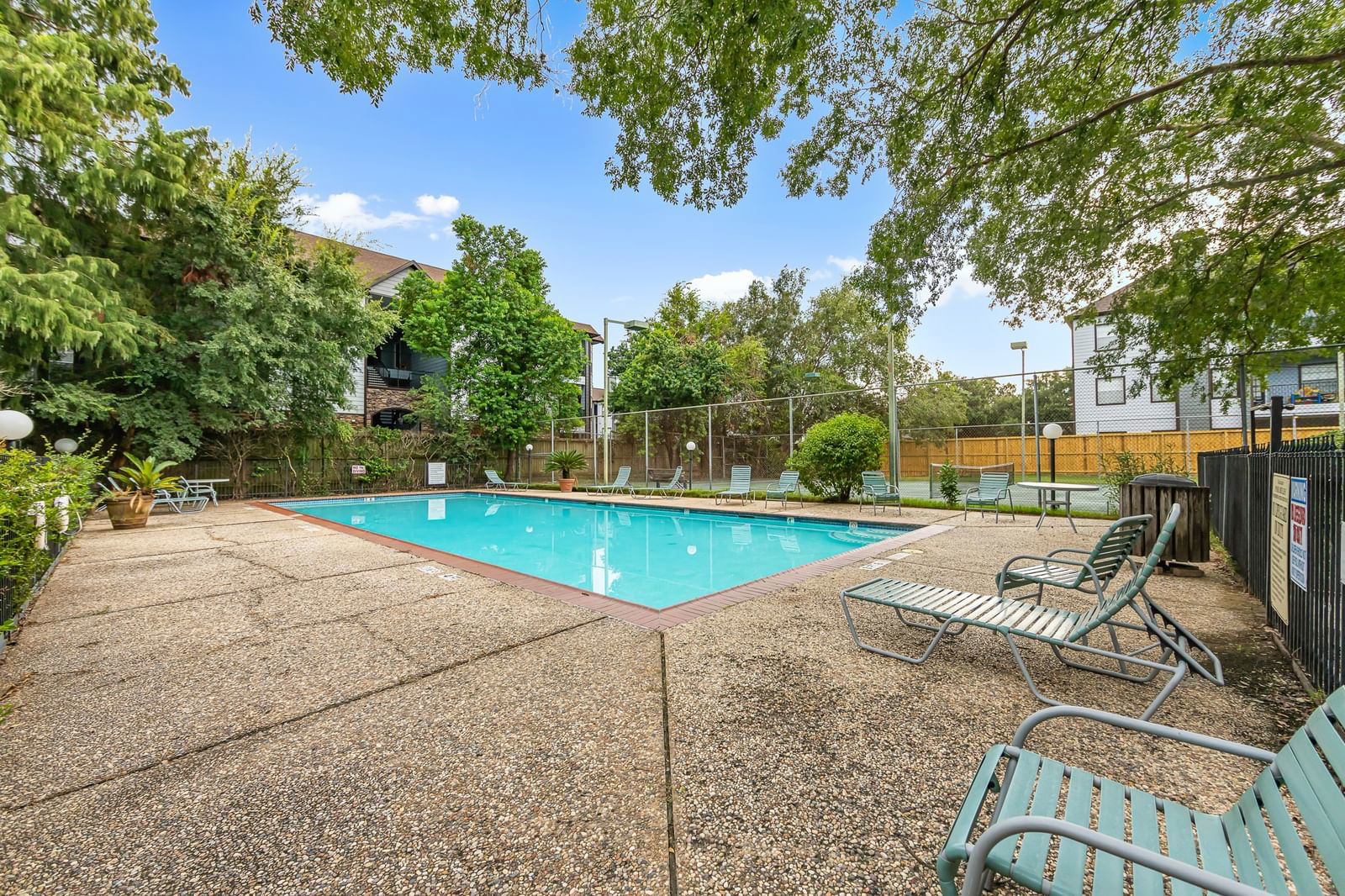 Real estate property located at 10811 Richmond #11, Harris, Westchase Gardens Condo Ph 01, Houston, TX, US