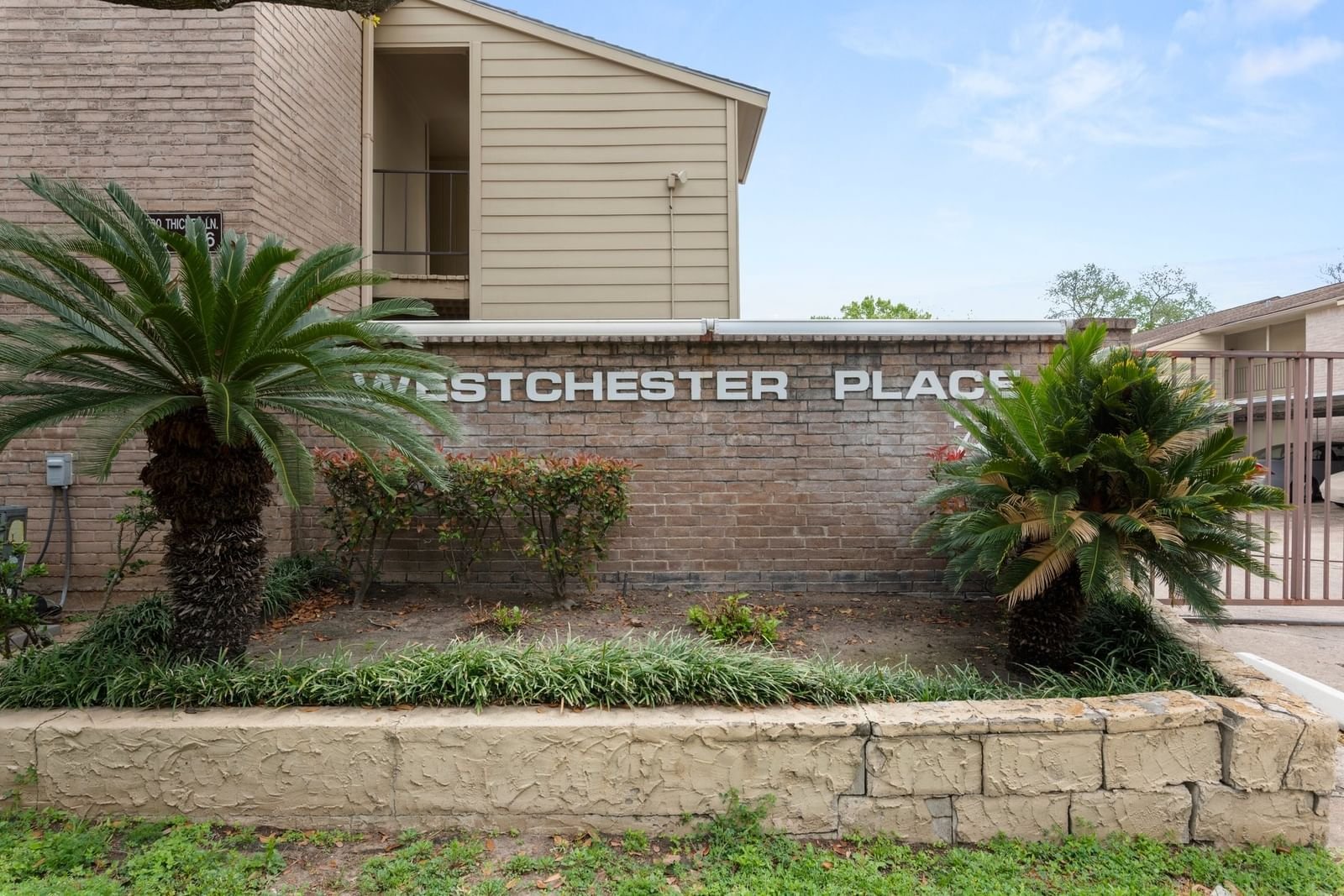 Real estate property located at 700 Thicket #602, Harris, Westchester Place Condo Ph 02, Houston, TX, US