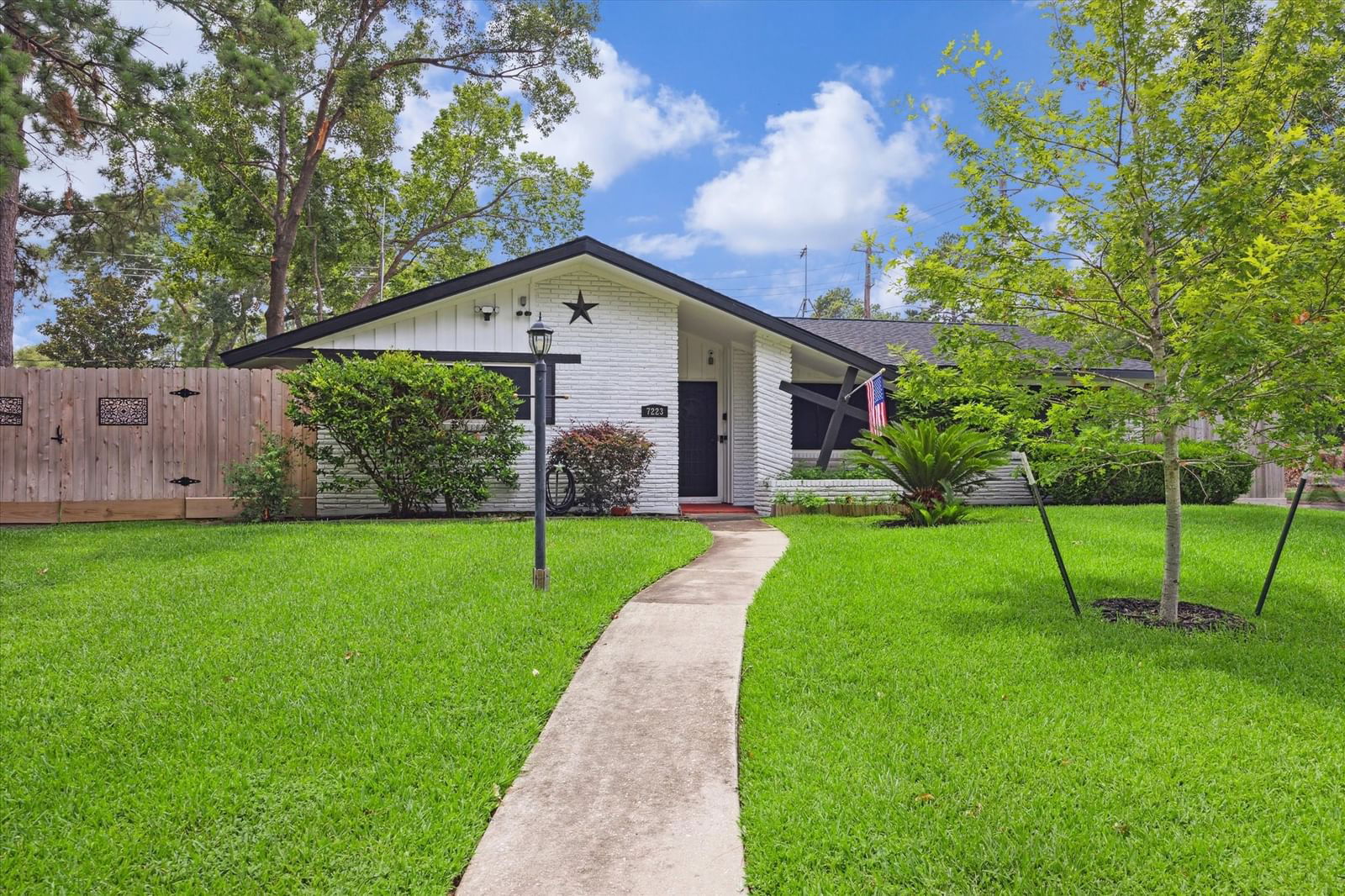 Real estate property located at 7223 Northampton Way, Harris, AFTON VILLAGE, Houston, TX, US