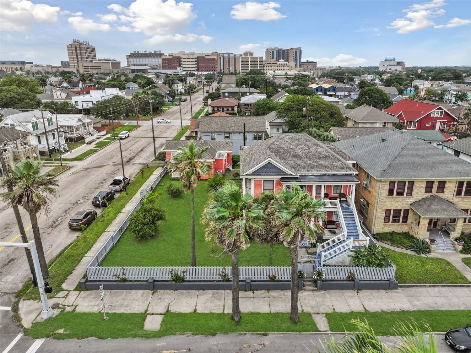 Real estate property located at 724 Broadway, Galveston, Galveston Townsite, Galveston, TX, US